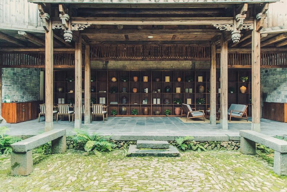 Qingpu Nanjing Taxia Culture Retreat Hotel Zhangzhou Exterior photo